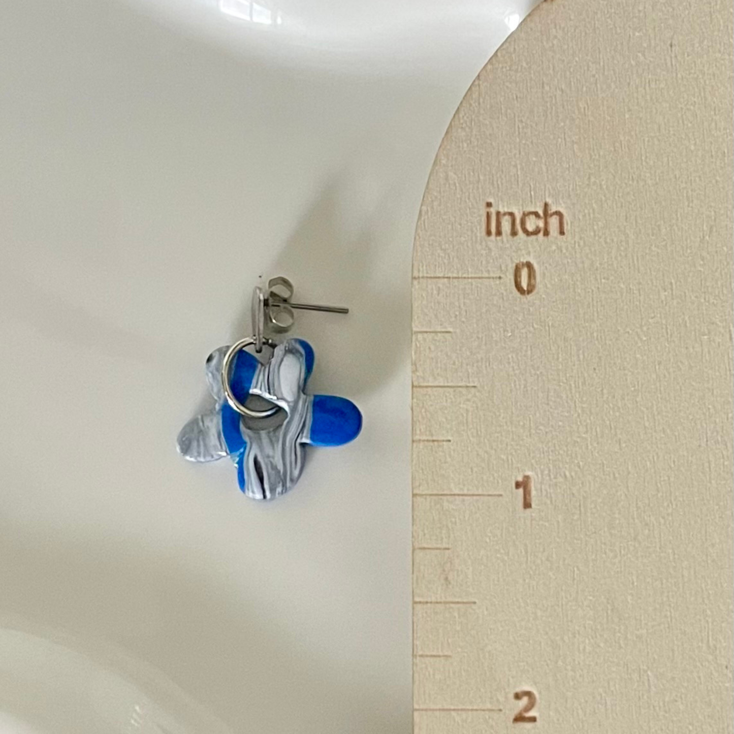 Cobalt Rush Flower Dangle