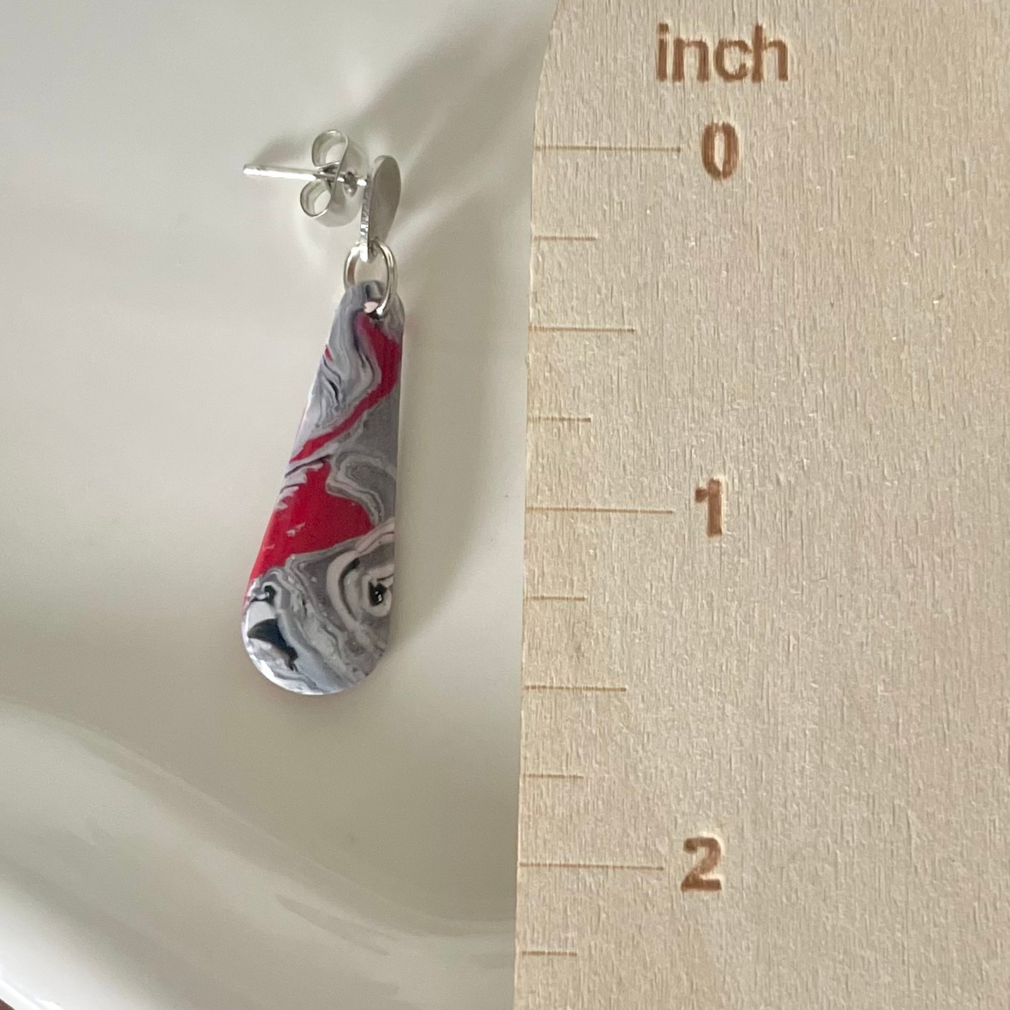 Scarlet Noir Teardrop Dangle