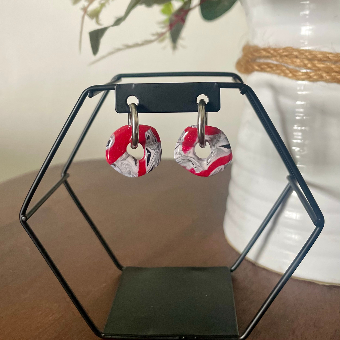 Scarlet Noir Freeform Donut Huggie Hoop